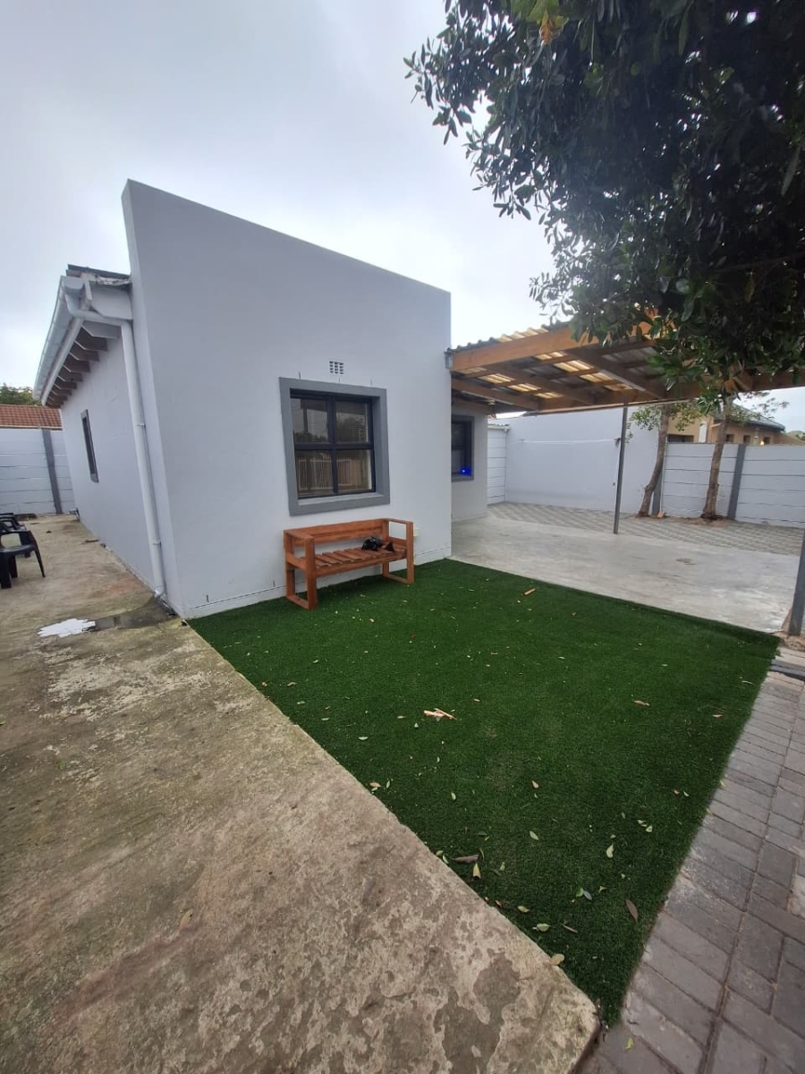 2 Bedroom Property for Sale in Southfield Western Cape